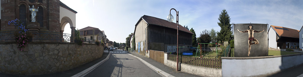 Panoramique installation "Sacrés cœurs !"